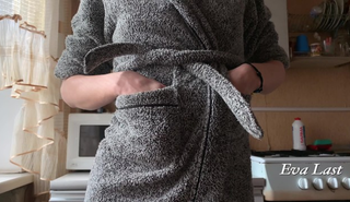 За завтраком выебал во все щели русскую сучку