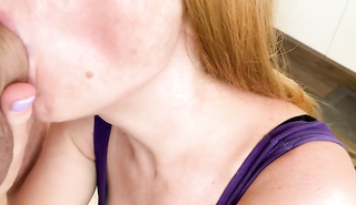 Мужик изменил с подругой жены и кончил на попку