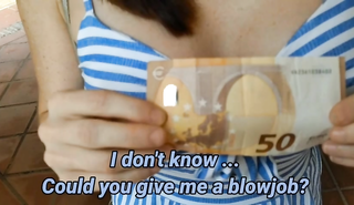 Пикап девушки закончился минетом и дрочкой члена