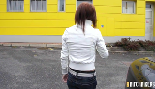 Снял и трахнул девушку в черных чулочках