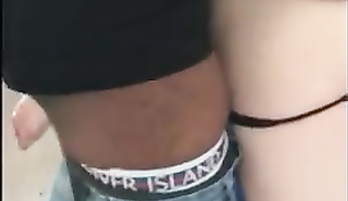 Негр пришел к зрелке и трахнул ее раком