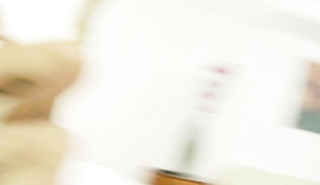 Сисястая блондинка трахается в позе наездницы