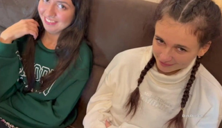 Две красотки подцепили и жестко выебали