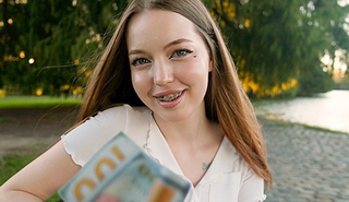 18летняя шалава трахнута за деньги